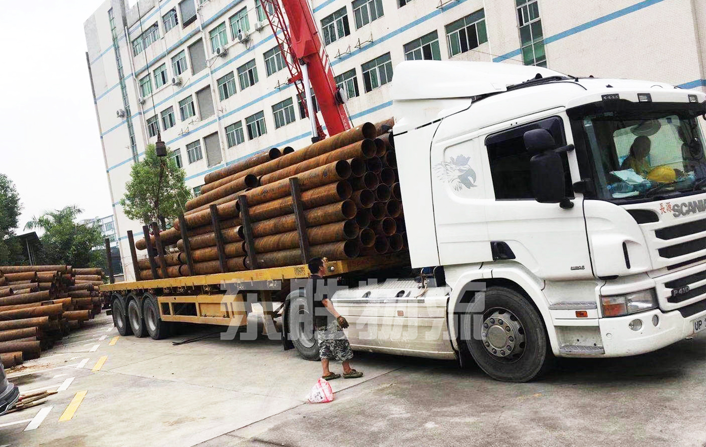 佛山到香港物流運(yùn)輸車型圖，佛山至香港往返運(yùn)輸公司